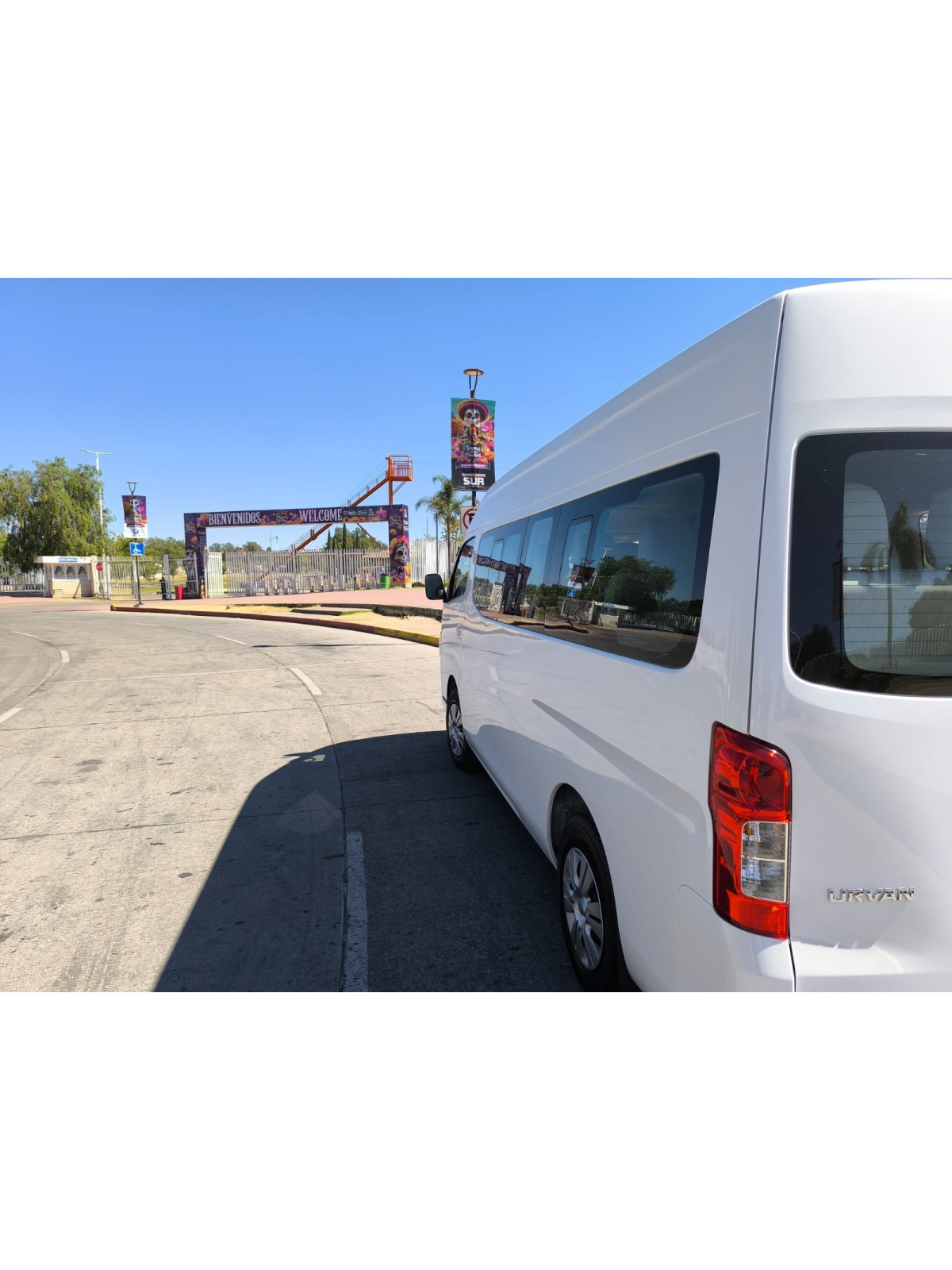 RENTA DE VAN PARA 14 VIAJEROS